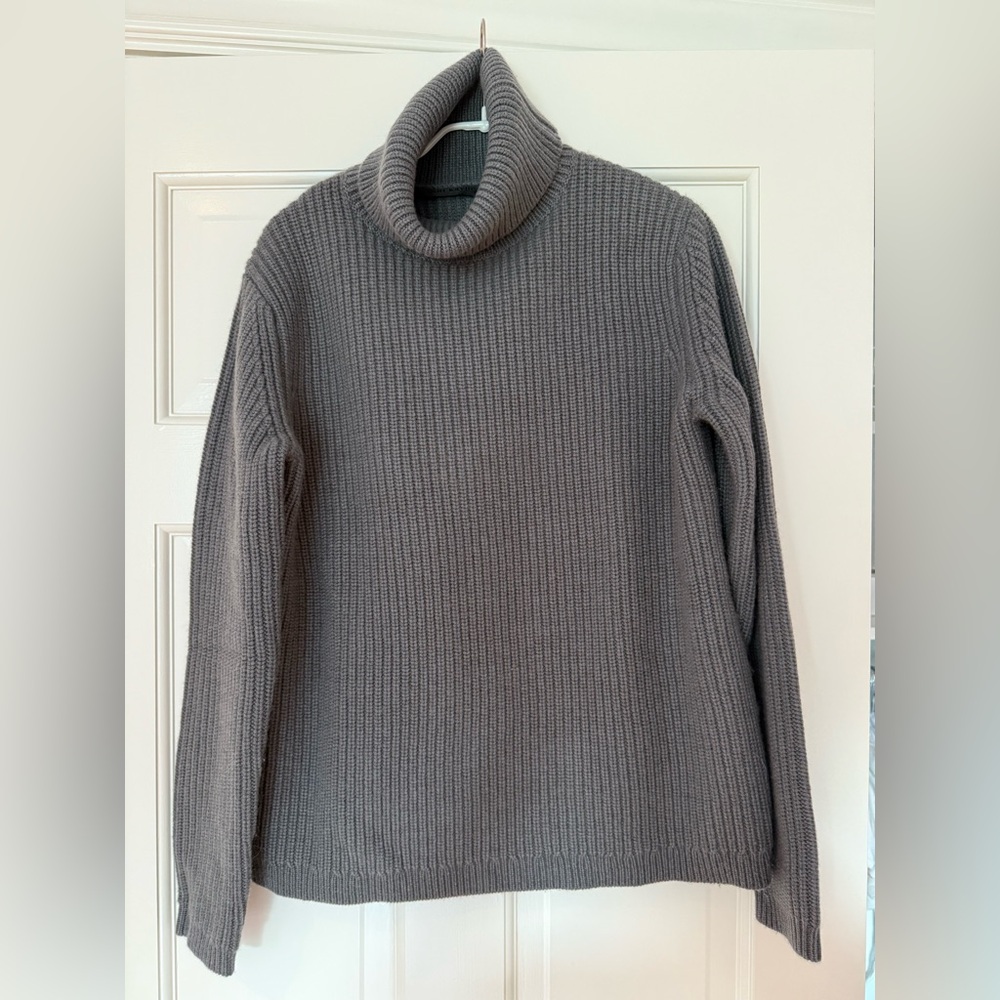 Jenni Kayne Ribbed Turtleneck Gray Sweater